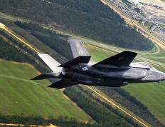 开云平台-当终场哨响时，一位NBA球员眼中的喀麦隆式逆转