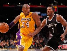 开云体育下载-篮网惊险战胜骑士，德安东尼首秀成功