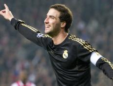 开云体育APP下载-罗德里戈主宰战局！塞维利亚惊天逆转莱比锡红牛，世界排名争夺战现曙光