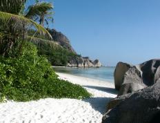 开云体育-英雄的两种写法，塞维利亚的绝境狂歌与拉亚的一夫当关