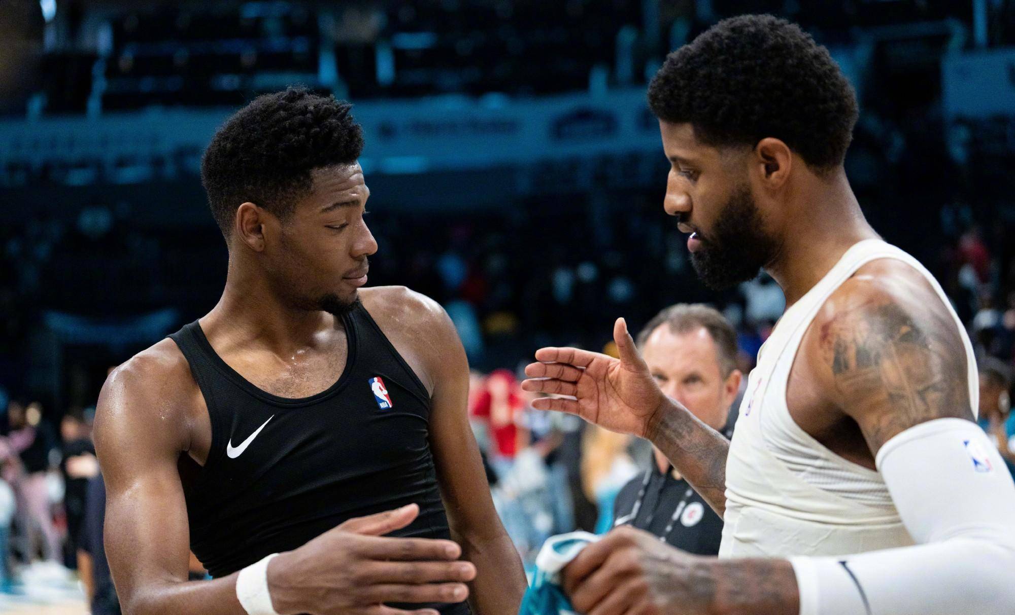 开云体育平台APP-包含快船压制黄蜂，轻松获胜的词条