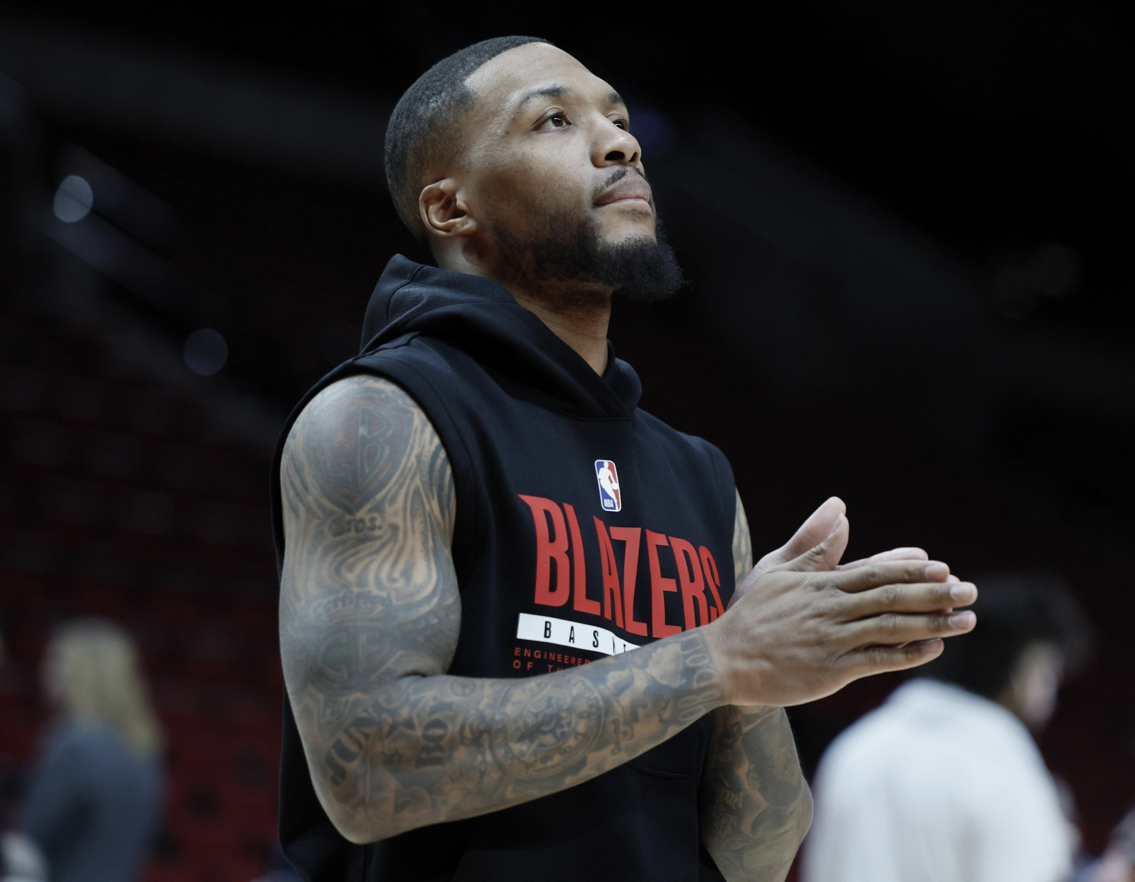 开云体育登录-湖人横扫北京队,利拉德点燃赛场