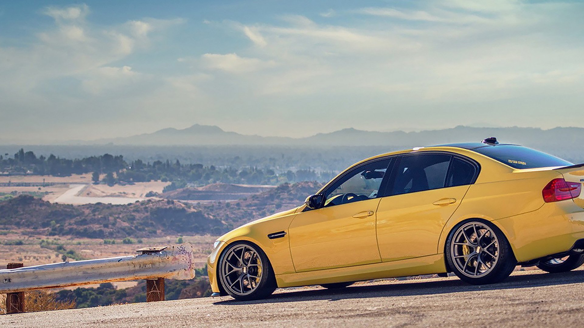 开云体育-闪电战英雄,奥斯梅恩三连击主宰意甲巅峰夜