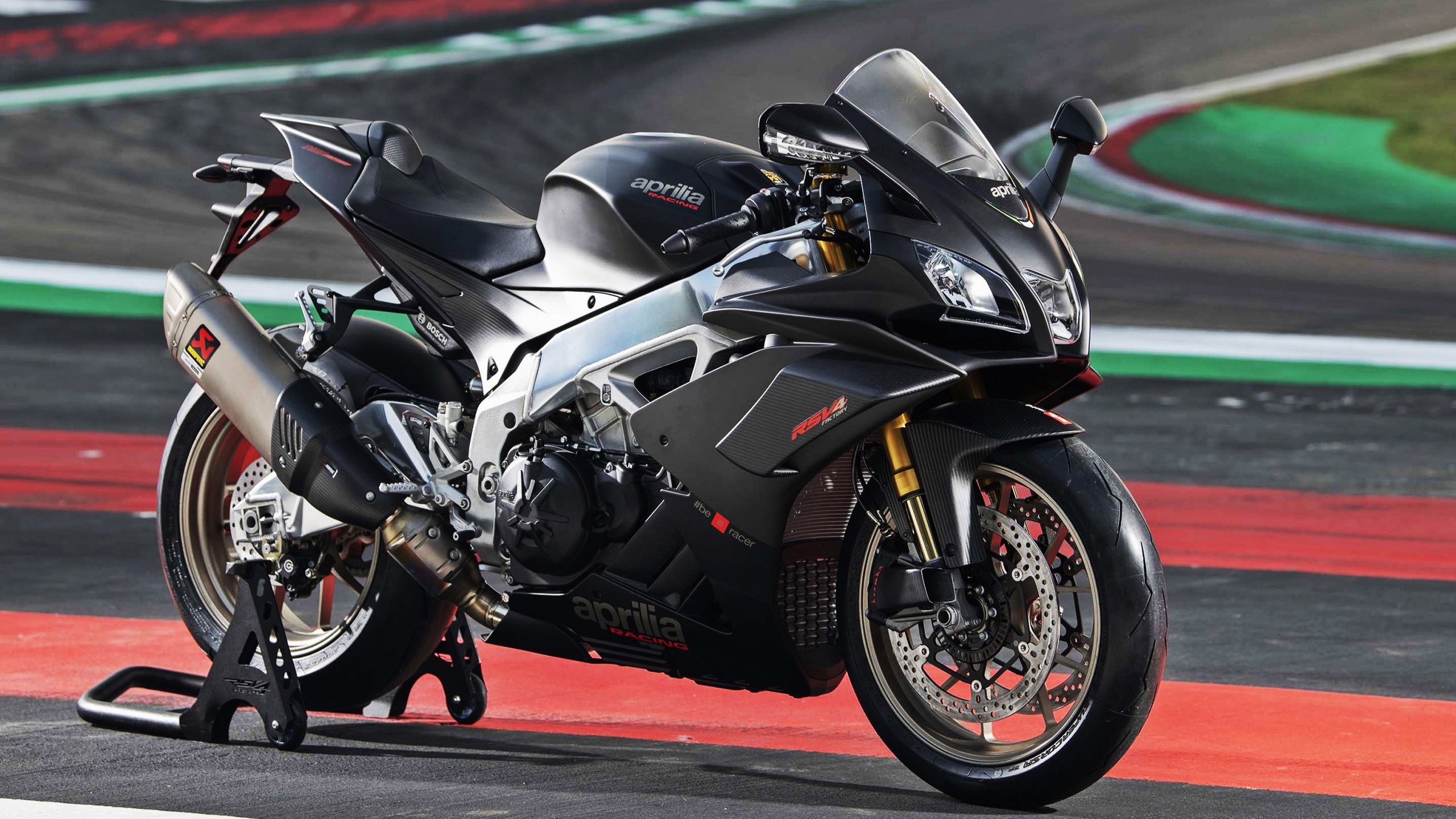 开云体育中国-德甲争冠夜，罗德里戈攻防两端统治，书写传奇之战