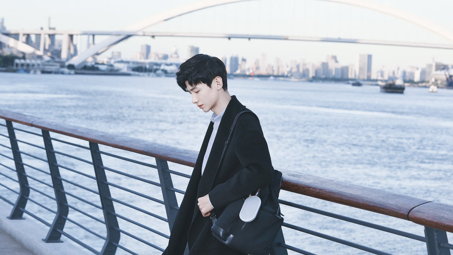 开云体育登录-布伦森接管年度焦点战，尼克斯收割爵士显王者之风