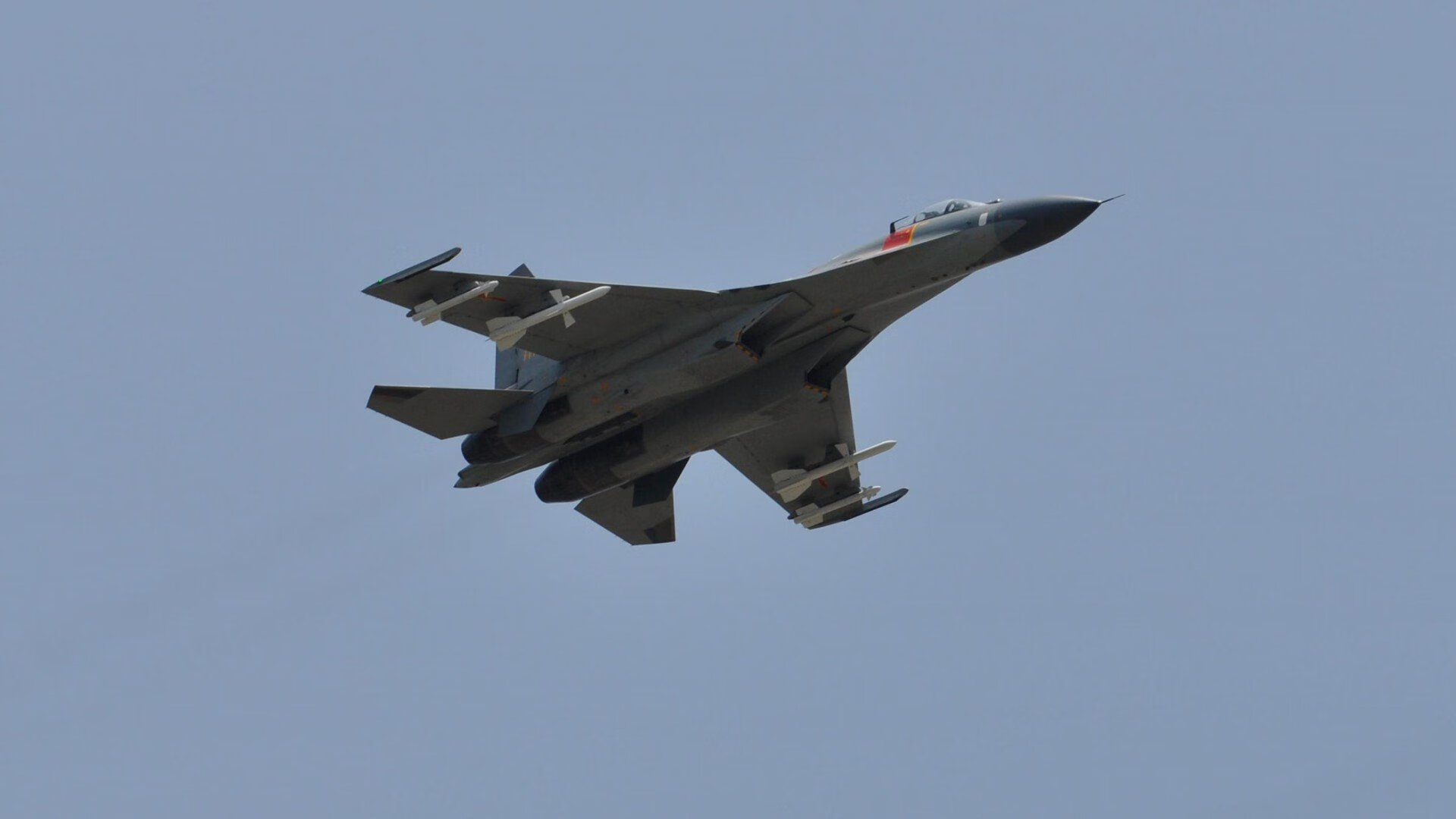 开云下载-稳稳收割比赛！霍勒迪掌控全局率上海队力克篮网