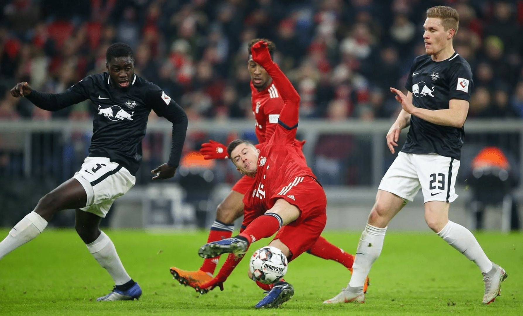 开云APP-西决生死战焦点战，拜仁防守锁死瑞士